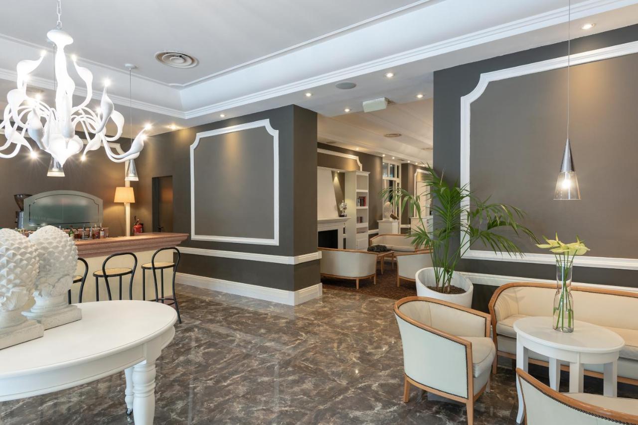 Villa Adriatica Ambienthotels Ρίμινι Εξωτερικό φωτογραφία